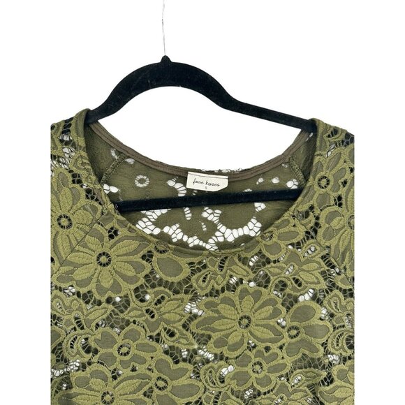 Free Kisses Olive Floral Lace Top Blouse Shirt Size Small‎ Sheer - Picture 2 of 5